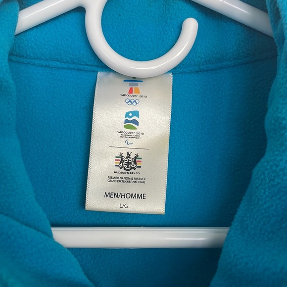 Vancouver 2010 Olympic/Paralympic Vest Hudson Bay - Picture 4 of 6